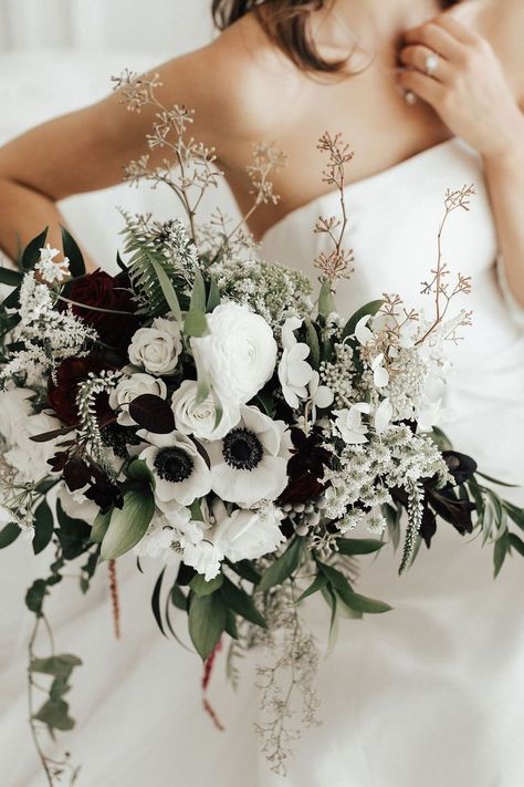 bridal bouquet in black and white Bouquet Black And White, White And Greenery Wedding, Black Wedding Flowers, Anemone Bouquet, Greenery Wedding Bouquet, Black And White Wedding Theme, White Wedding Theme, White Anemone, White Wedding Bouquets