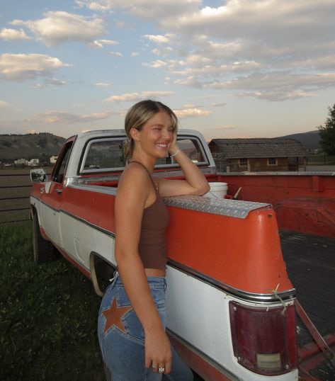 Ellie Thumann | @diamondcrossranch love you forever!!! | Instagram Ellie Thumann Aesthetic, Modern Americana Aesthetic, Photo Shoot With Car, Truck Poses, Fun Selfies, Neon Cowgirl, Western Core, Ellie Thumann, Cowgirl Photoshoot