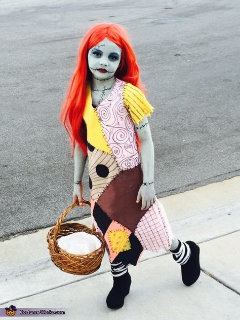 Gato Halloween, Sally Halloween Costume, Christmas Costumes Diy, Nightmare Before Christmas Girl, Sally From Nightmare Before Christmas, Diy Fantasia, Menu Halloween, Nightmare Before Christmas Costume, Stitch Costume