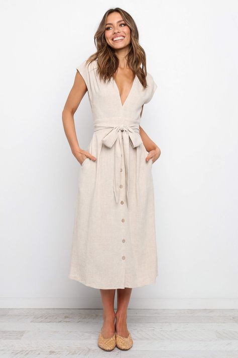 Looks Hippie, Dress Beige, Button Dress, Color Khaki, Midi Length, Dresses Online, Dresses For Sale, Wrap Dress, Dresses For Work