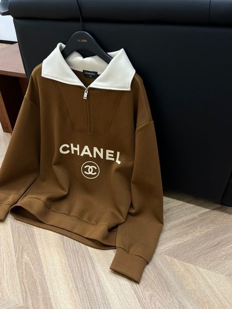 Walking Wardrobe, Chanel Hoodie, Dior Sweatshirt, Chanel Sweatshirt, Tie Dye Fashion, Fancy Sarees Party Wear, Chanel Collection, Chanel Fashion, Fancy Sarees