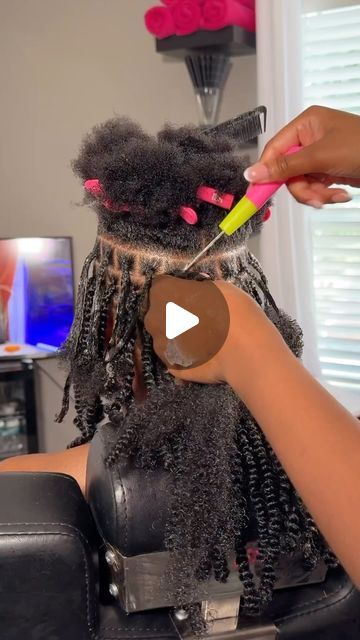 Small Spring Twist, Spring Twist Braids, Twists Tutorial, Twist Tutorial, Spring Twist Hair, Spring Twists, Twist Hair, Mini Twists, Twist Braids