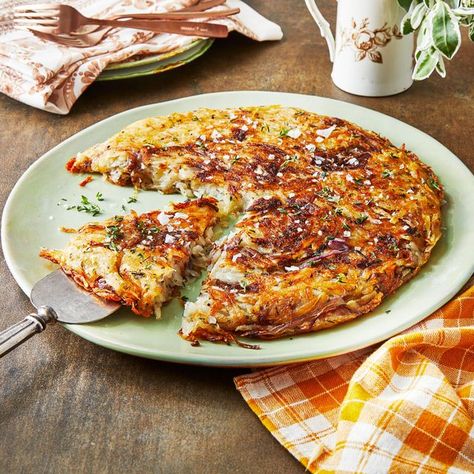 Potato Galette Pioneer Woman, Crispy Potato Galette, Potato Galette Recipe, Galette Recipes, Potato Galette, Veggie Dinners, Potatoe Recipes, Traditional Thanksgiving Dinner, Crunchy Potatoes