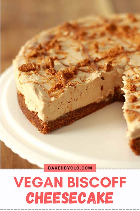 Easy, no-bake recipe for vegan Lotus Biscoff cheesecake. There are just a few ingredients in this dairy-free recipe and it can be made without cashews or coconut cream! Vegan Biscoff Cheesecake, Lactose Free Cheesecake, Dairy Free Cheesecake Recipe, Lactose Free Desserts, Vegan Tarts, Biscoff Recipes, Dairy Free Cheesecake, Vegan Peach, Biscoff Cheesecake