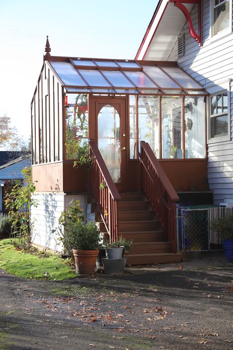 Side Of House Greenhouse Diy, Second Story Greenhouse, Clear Corrugated Greenhouse, Greenhouse On Porch, Greenhouse Attached To Porch, Greenhouse Home Addition, Deck With Greenhouse, Conservatory Greenhouse Attached To House, Greenhouse On Balcony