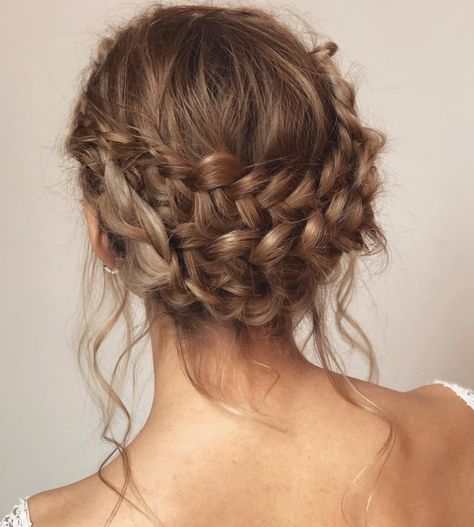 Penteado Cabelo Curto, Hair Vine, Box Braids Hairstyles, Ombre Hair, Bridesmaid Hair, Pretty Hairstyles, Medium Length Hair Styles, Hair Looks, Hair Trends