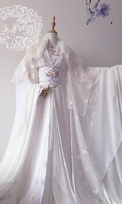 Chinese Ancient Costume Cosplay Imperial Concubine Clothing Tang Dynasty Princess Embroidered White Hanfu Dress for Women White Hanfu Dress, Hanfu Fantasy Chinese Clothing, Chinese White Dress, White Hanfu For Women, White Kimono Traditional, Concubine Outfit, Hanfu Dress Princesses, Chinese Traditional Dress Princesses, White Fantasy Dress