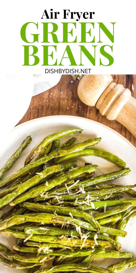 The simplest air fryer green beans that are perfect as a side dish for Thanksgiving dinner, for making green bean casserole, or simply to grace your holiday dinner table. Ready in less than 15 minutes, this gluten-free green beans recipe is about to be your favorite side dish! Totally dairy-free and vegan too! | gluten free air fryer recipes | air fryer side dish recipes | gluten free vegan recipes | air fryer recipes gluten free Air Fried Green Beans, Air Fryer Green Beans, Parmesan Green Beans, How To Cook Greens, Green Beans Recipe, Fried Green Beans, Cooking Green Beans, Mapo Tofu, Roasted Green Beans