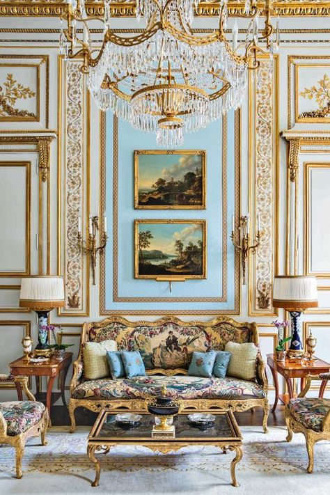 Classical French room with tapestry covered French sofa بيوت ملكية, Bedroom Moody, Cream Bedroom, Bedroom Blue, Farmhouse Side Table, Bedroom Light, Bedroom Wallpaper, Classic Interior Design, Bedroom Walls