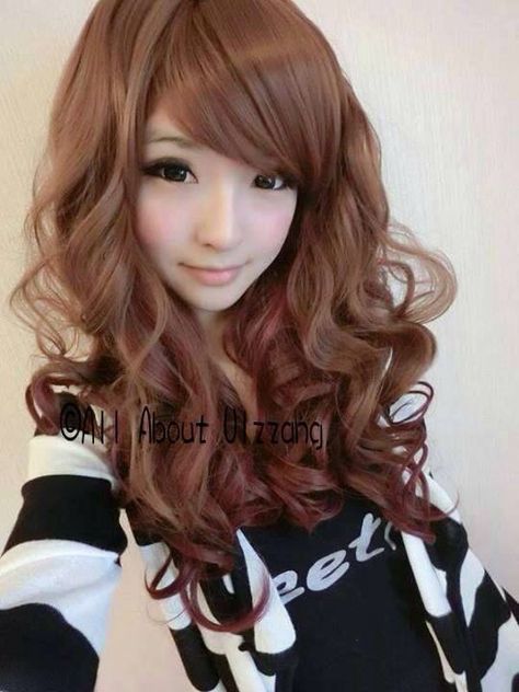 Curly Japanese Hair, Gyaru Hair Curly, Gyaru Hair Color, Pretty Curls, Gyaru Hair, Honey Brown Hair, Hair Inspiration Long, Hair Rollers, Hair Reference