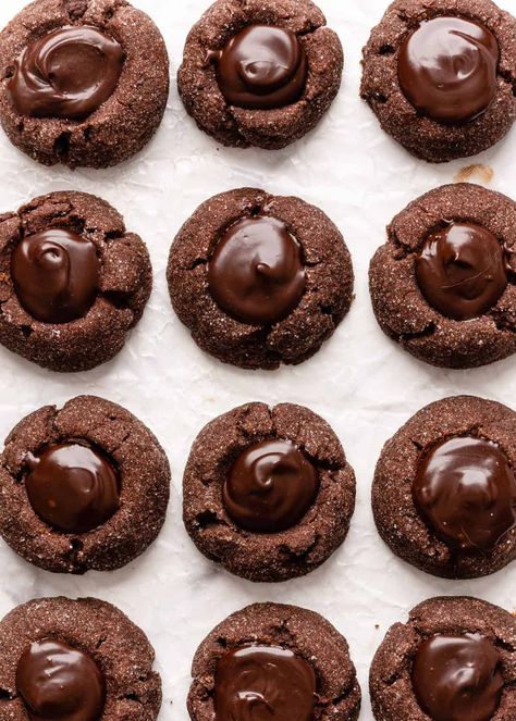 Chocolate Ganache Thumbprint Cookies, Thumb Print Cookies Recipes Christmas, Thumbprint Cookies Chocolate, Best Thumbprint Cookies, Crumble Cookie Recipe, Eggless Cookie Recipes, Tuesday Recipes, Chocolate Thumbprint Cookies, Crumble Cookie