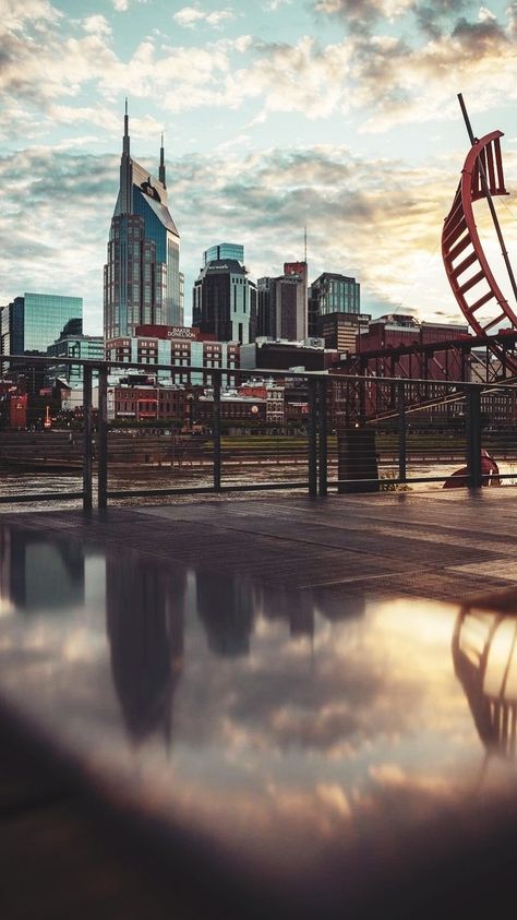 Asthetic Picture Tennessee, City Life Photography, Asthetic Picture, Nashville Tennessee, Nashville Tn, Professional Development, Life Photography, City Life, Nashville