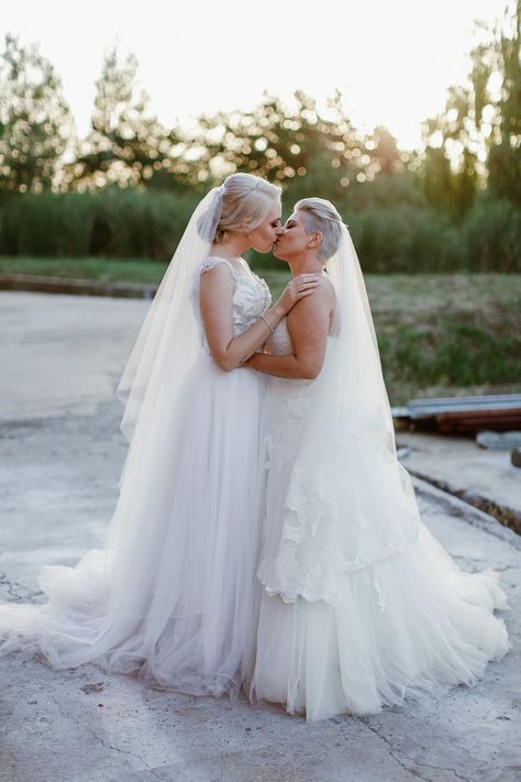 Two Brides | Image: Jenni Elizabeth Feminine Industrial, Baby's Breath Wedding Flowers, Wedding Flowers Fall, Daisy Wedding Flowers, Wedding Flowers Tulips, Navy Wedding Flowers, Lavender Wedding Flowers, Bright Wedding Flowers, Vintage Wedding Flowers