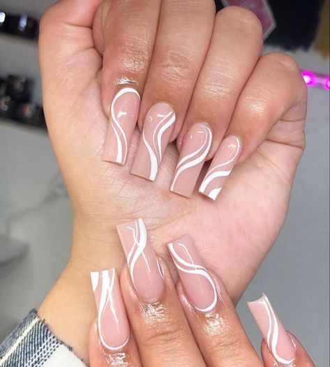 Acrylic Nails Square, White Coffin Nails, Gold Glitter Nails, White Acrylic Nails, French Tip Acrylic Nails, Basic Nails, Cute Acrylic Nail Designs, Nails Square, Classy Acrylic Nails