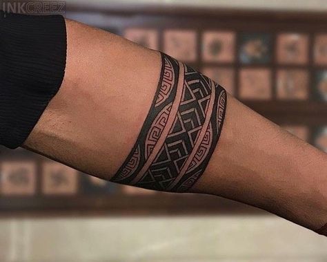 Man Wrist Tattoo, Arm Small Tattoo Men, Men Wrist Tattoo Ideas, Hand Band Tattoo For Men, Small Wrist Tattoos For Men, Armband Tattoos For Men, Wrist Band Tattoo, Band Tattoos For Men, Realistisches Tattoo