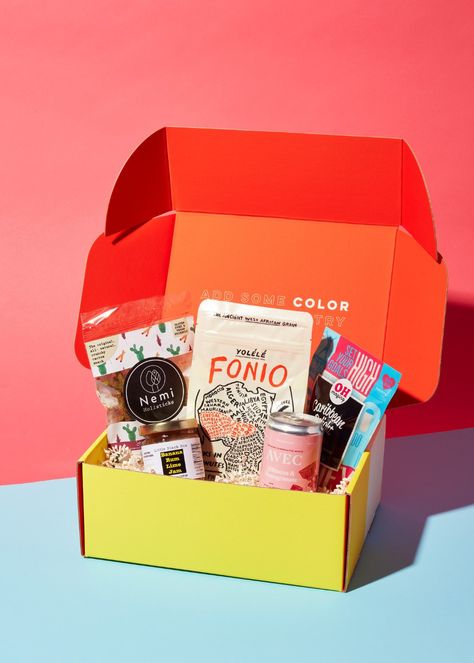 Healthy Pantry Staples, Healthy Pantry, Fonio, Discovery Box, Boxes Packaging, Healthy Shopping, Curated Gift Boxes, Photoshoot Inspo, Packaging Ideas