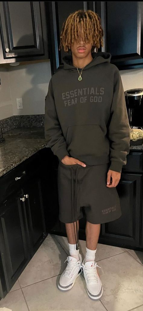 Mens Essentials Outfit, Outfits For Boys Aesthetic, Chill Boy Outfits, Hard Fits Black People, Black Boy Aesthetic Outfit, Tuff Fits Men, Calm Fits For School, Black Male Outfits, Essentials Hoodie Outfit Men