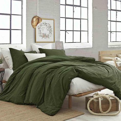 PRICES MAY VARY. 【Ultra Soft & Cozy】Indulge in the luxurious softness of the 3 piece bedding comforter set. Lightweight and breathable, the comfy bed comforter made of premium washed microfiber ensures your a restful night's sleep. The king size comforter set comes with a comforter (104’’x90’’) and 2 pillowcases (20’’x36’’). 【Modern Minimal Design】 Add a touch of boho, farmhouse or minimalist modern style to your bedroom with this simple yet stylish comforter set that complements any decor. Hidd Green Bed Comforter, Dark Green Comforter, Modern Bedding Set, Olive Green Bedrooms, Modern Bed Set, King Size Comforter Sets, Bed Comforter, Modern Bedding, King Size Comforters