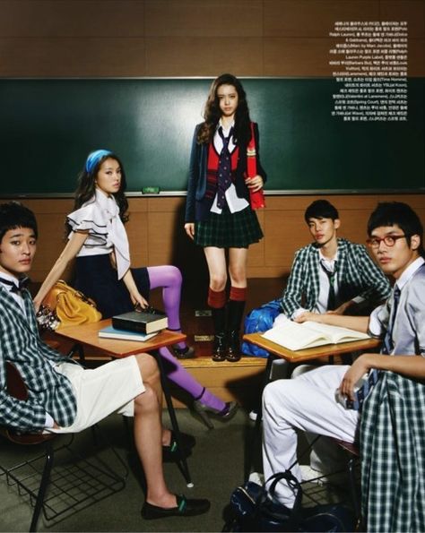 "Hello, Gossip Girl": Oh Joong Seok Shoots Korean Gossip Girls for Vogue Korea Back To School Session Photo Shoot, School Editorial Photoshoot, Classroom Photoshoot Ideas, School Fashion Editorial, Yearbook Photoshoot Ideas High Schools, High School Photoshoot, Classroom Photoshoot, Yearbook Photoshoot, Go Ara