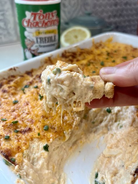 Hot Crab Dip - Tony Chachere's Cajun Seafood Dip, Creole Appetizers, Cajun Crab Dip Recipe, Grilled Stuffed Chicken, Cajun Crab Dip, Hot Crab Dip Recipe, Creole Dishes, Easy Gumbo, Crab Dip Recipe