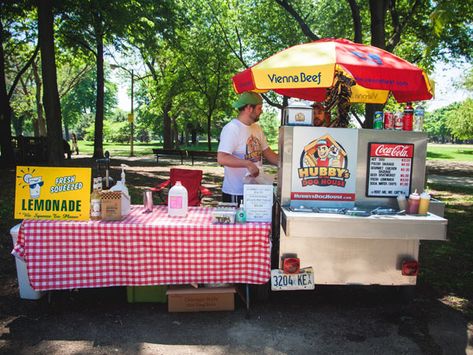 What It's Like to Work at a Hot Dog Cart | Serious Eats Hot Dog Bar Toppings, Bologna Recipes, Hot Dog Party, Chicago Hot Dog, Hot Dogs Recipes, Dog Cart, Dog Trailer, Hot Dog Bar, Truck Business