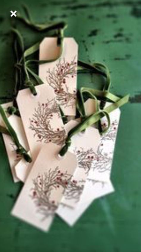 Handmade Gifts Christmas, Gift Tags Handmade, Handmade Gifts For Girlfriend, Diy Christmas Tags, Xmas Gift Tags, Christmas Gift Tags Diy, Christmas Gift Tags Handmade, Handmade Gifts For Boyfriend, Xmas Tags