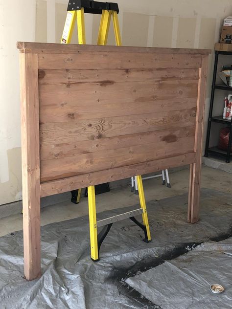 How To Make A Queen Size Headboard, Queen Size Headboard Diy, Homemade Headboards Diy Wood, Diy Farmhouse Headboard Queen, Queen Headboard Ideas, Queen Headboard Diy, Diy Queen Headboard, White Wooden Headboard, Wood Headboard Diy