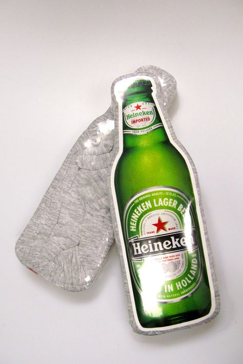 // Creative Merchandise, Heineken Bottle, Heineken Beer, Tshirt Packaging, Shirt Packaging, Shirt Display, Beer Brewery, Lager Beer, Beer Brands