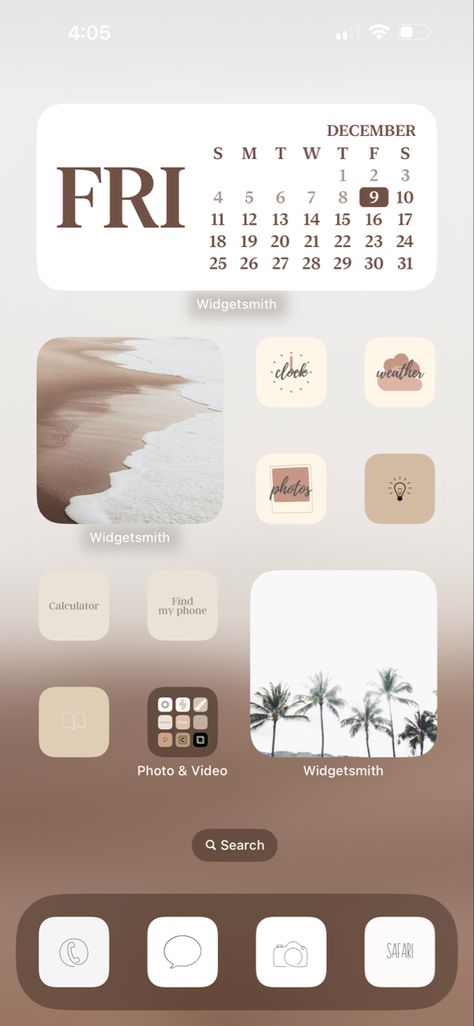 Astetic Iphone Homescreen, Iphone Aesthetic Layout Ideas, What’s On My Iphone, Iphone App Aesthetic, Iphone Homescreen Wallpaper Aesthetic, Ios 17 Home Screen Ideas, Home Screen Organization Iphone, Aesthetic Iphone Home Screen Layout, Iphone Aesthetic Organization