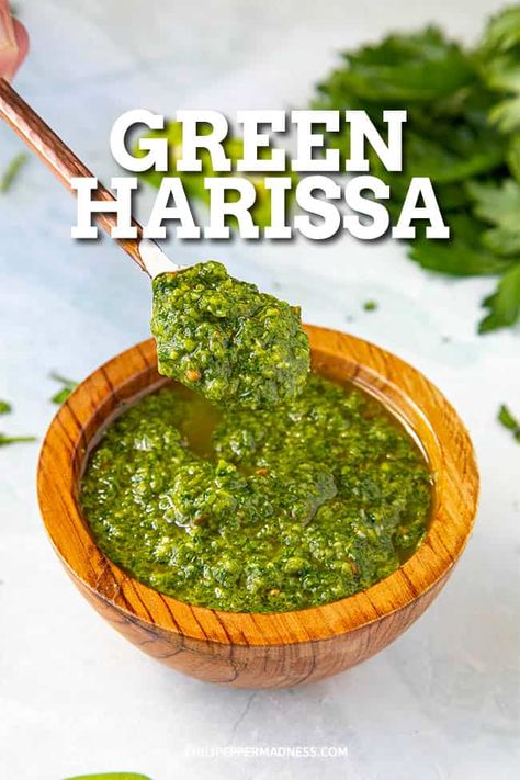 Green Harissa, Arabisk Mat, Harissa Recipe, Harissa Recipes, Recipe Sauce, Paste Recipe, Green Sauce, Chili Paste, Homemade Spices