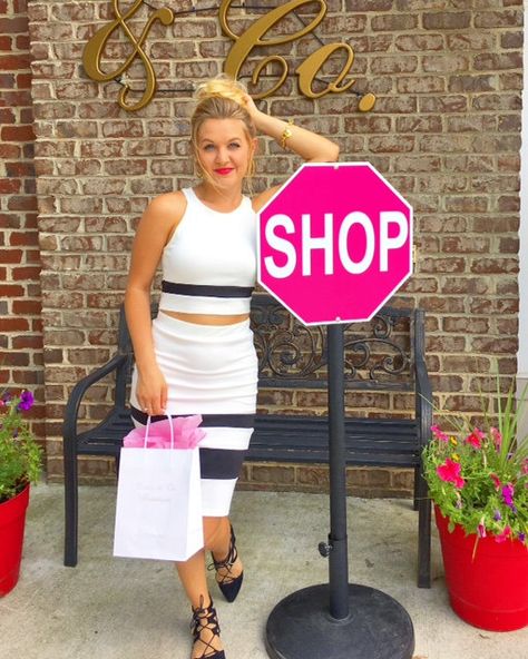 Sign Display Ideas, Shop Stop Sign, Store Boutique, Boutique Inspiration, Fashion Truck, Custom Business Signs, Store Design Boutique, Boutique Display, Clothing Displays