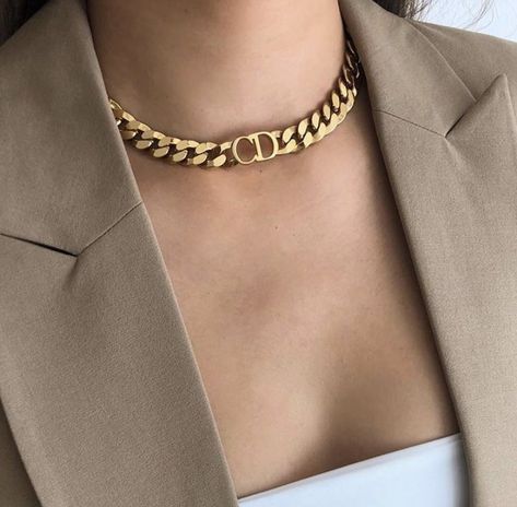 #accessories #gold #coat #design #ideas #fancy #elegant #elegance #minimal #mini #simple #simplicity   #chunky #metal #necklace #neck #cute #fashion #fashionblogger #fashionista #fashionable #fashionstyle #fashiontrends #fashionoutfits #trendy #trends #look #outfits #neutral #jacket #ideas #fashionideas #outfitideas #accessory #jewellery #expensive #explore #brand #designer  #dior #chocker Dainty Jewelry Necklace, Floating Diamond Necklace, Dior Necklace, Necklace Outfit, Hamsa Necklace, Dior Jewelry, Steel Necklace, Dainty Jewelry, Jewelry Trends