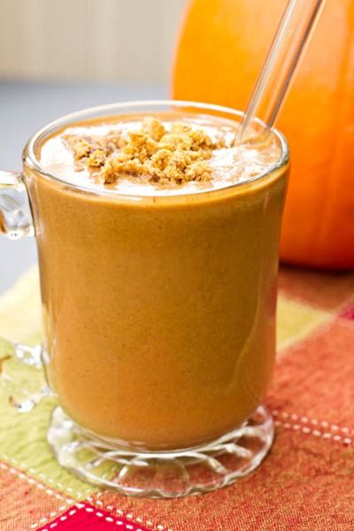 Pumpkin Gingerbread Smoothie Gingerbread Smoothie, Cashew Smoothie, Pumpkin Gingerbread, Oh She Glows, Pumpkin Pie Smoothie, Pumpkin Smoothie, Spa Water, Smoothie Shakes, Smoothie Drinks