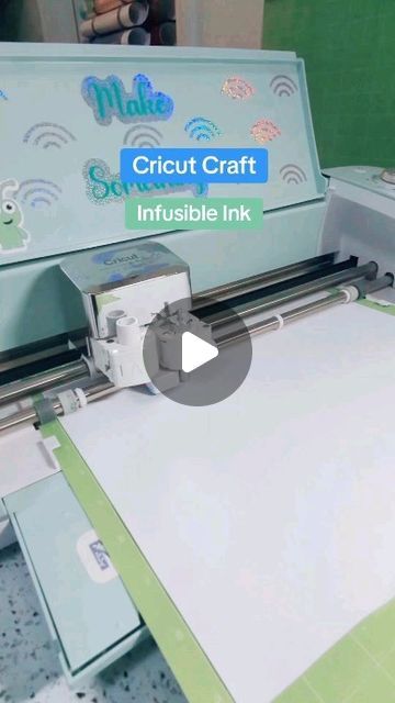 Cole the Cricut Crafter on Instagram: "Cricut Craft with Infusible Ink #cricut #cricuttutorial #cricutteacher #cricutcreations #cricutmade" Projet Cricut Maker 3, Cricut Craft Projects, Idee Cricut Joy, Cricut Infusible Ink Projects, Infusible Ink Cricut, Easy Cricut Projects For Beginners, Infusible Ink Projects, Cricket Maker, Cricket Machine