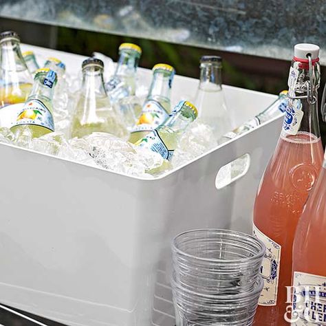 Keep Drinks Ice Cold Party Drink Container Ideas, How To Keep Drinks Cold Outside Party, Diy Ice Bucket Ideas Drink Stations, Keep Drinks Cold At A Party, Keeping Drinks Cold At A Party, Party Stations, Metal Buckets, Drink Display, Drink Storage