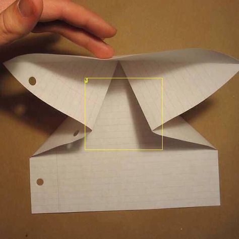 Cute Way To Fold A Note #Arts #Trusper #Tip Letter Folding, How To Fold Notes, Diy Envelope, How To Fold, Future Family, Paper Heart, Neat Ideas, Paper Folding, Design Student