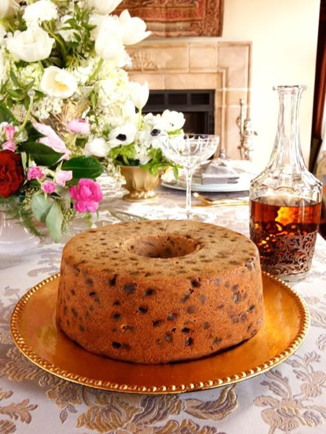 History and a traditional recipe for Kentucky Bourbon Whiskey Cake from food historian Gil Marks. Bourbon spiced cake filled with dried fruit and nuts. A beautiful cake for holidays! #bourboncake #Spicecake #holidaydessert