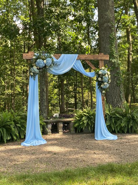 Blue Arbor Wedding, Light Blue And White Wedding Arch, Dusty Blue Outdoor Wedding Decorations, Wedding Arch Ideas Blue And White, Blue Flowers Backdrop, Dusty Blue Arch Wedding, Dusty Blue Wedding Arch Ideas, Blue Hydrangea Arch Wedding, Blue Outside Wedding