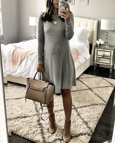 Gray Maternity Dress & Celine Bag | Casual fall dress Maternity Business Casual, Gray Maternity Dress, Casual Fall Dress, Fall Outfits Women 30s, Fall Outfits 2018, Business Clothes, Casual Blouse Shirts, Fall Fashion Trends Women, Fabulous Style