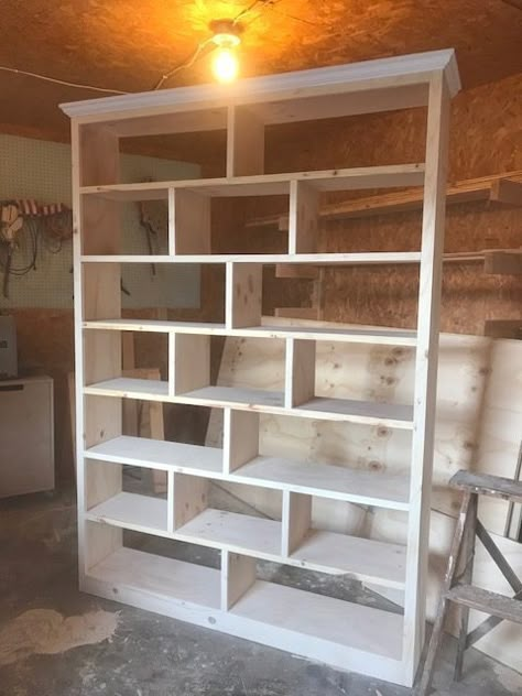 Diy Bookshelf Ideas, Diy Bookshelf Design, Diy Bookshelves, Diy Bookshelf, Bookcase Diy, Bookshelf Ideas, Dog House Diy, Bookshelf Design, Bookshelves Diy