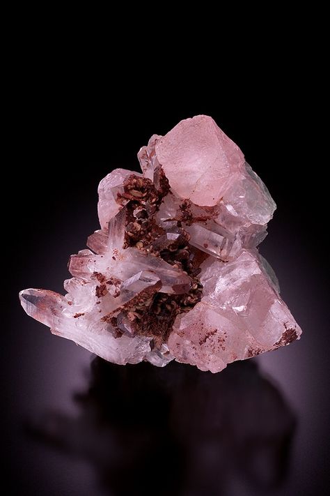 Cosmic Magic, Crystals Pink, Minerals Crystals Rocks, Geology Rocks, Rock Minerals, Pretty Rocks, Beautiful Rocks, Fluorite Crystal, Mineral Stone