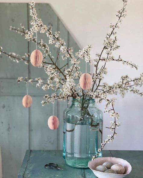 Posted by @cakeandmoss: Blossom faffing and thinking is it too early for eggs? Sorry just get a tad eggscited when Easter is on the horizon so the paper eggs came out!! the white blackthorn is one from last year also, now which is your favourite? Pink or white blossom?…………..also a photo of the baked Alaska that was made for our son on his return from a trip as a Belated Birthday cake, for those that don’t know Baked Alaska is an ice cream cake, essentially sponge base with ice cream plonked on Paper Eggs, Easter 2024, White Blossom, Baked Alaska, Easter Tablescapes, Belated Birthday, Easter Time, Spring Easter Decor, An Ice Cream