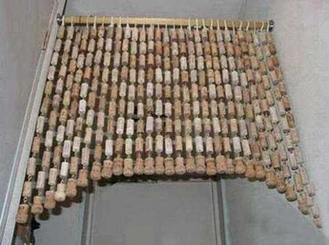 20 Creative Ideas for Interior Decorating with Wine Bottle Corks Wine Corker, Diy Cork, Wine Cork Projects, Recycled Wine Corks, Wine Cork Art, Cork Projects, Decorative Curtains, Wine Bottle Corks, Cork Diy