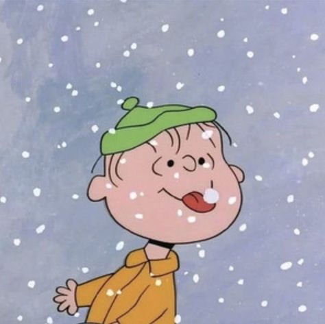 Christmas Aesthetic Wallpaper Collage, Aesthetic Wallpaper Collage, Christmas Aesthetic Wallpaper, Wallpaper Collage, Christmas Aesthetic, A Cartoon, Cartoon Character, The Snow, Charlie Brown