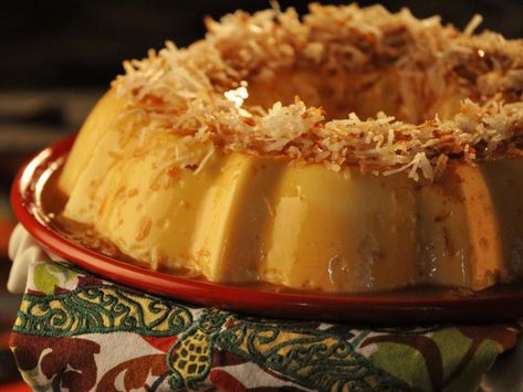 Coconut Flan Recipe, Flan Cake Recipe, Chocoflan Recipe, Coconut Flan, Flan Cake, Flan Recipe, Holiday Pies, Mexican Dessert, Latin Food