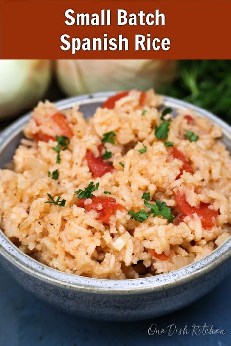 Rice Meals, Single Serve Meals, Mini Meals, One Dish Kitchen, Spanish Rice Recipe, Batch Recipes, Rice Side Dish Recipes, Flavorful Dinner, Spiced Rice