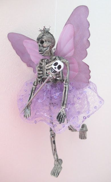 Skeleton With Butterfly Wings, Skeleton Fairies, Skeleton With Wings, Fabric Butterfly Wings, Fairy Skeleton, Skeleton Aesthetic, Aesthetic Skeleton, Skeleton Fairy, Christmas Butterfly