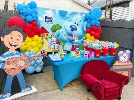 Blues Clues Party Decorations, Blues Clues Balloon Garland, Blues Clues Decorations, Blues Clues Party Ideas, Blues Clues And You Birthday Party, Blues Clues Pinata, Blues Clues Balloon Arch, Blues Clues Centerpieces, Blues Clues 2nd Birthday Party