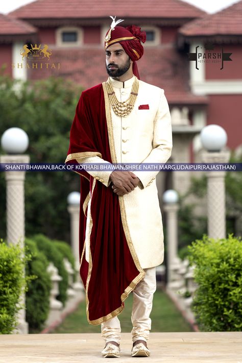 Wedding Safa For Dulha, Groom Turban, India Fashion Men, Indian Wedding Suits Men, Latest Kurta Designs, Sherwani Wedding, Single Boy, Indian Wedding Clothes For Men, Groom Sherwani