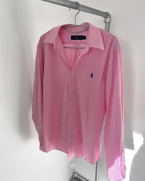 Ralph Lauren shirt. Inspired by Gigi Hadid’s & Matilda Djerf’s style. Ralph Lauren Fits Aesthetic, Ralph Lauren Striped Shirt Women, Ensemble Ralph Lauren, Pink Ralph Lauren Shirt Outfit, Vintage Pink Shirt, Polo Shirts Women's Outfit, Pink Polo Shirt Outfit Woman, Pink Striped Shirt Outfit, Ralph Lauren Shirt Outfit